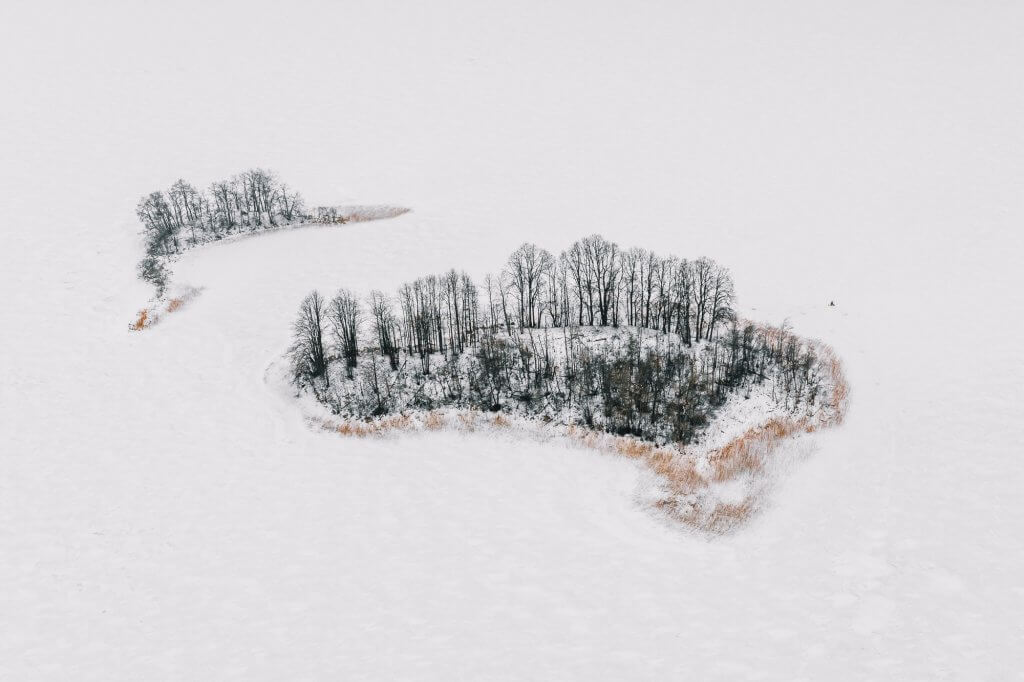 dabas-ainavu-fotogrāfijas-ar-dronu-droneday (4)